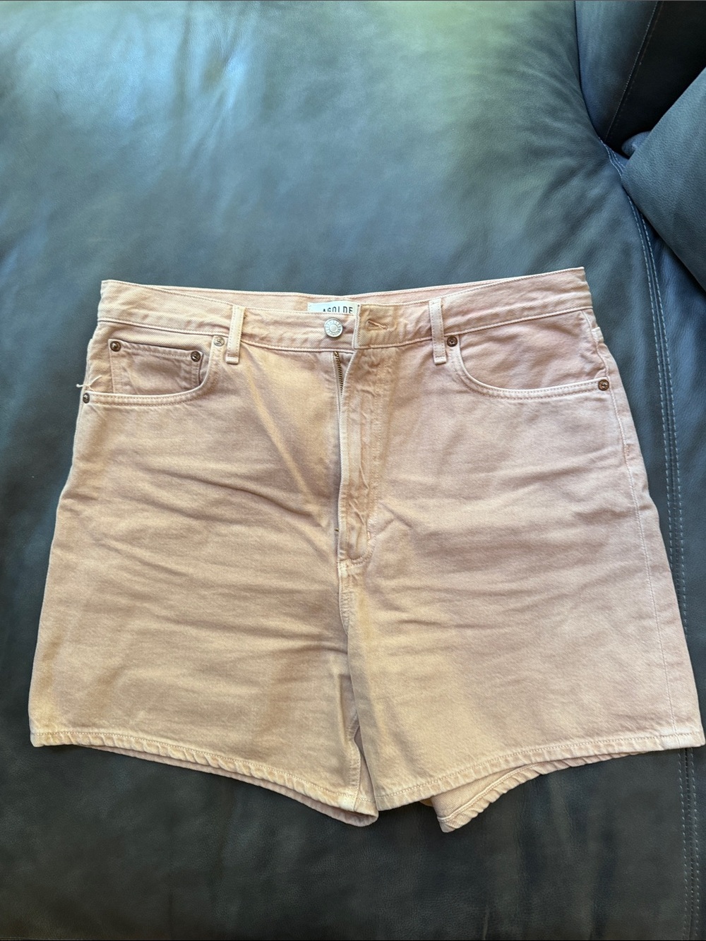 Agolde Stella Short in Pink Salt